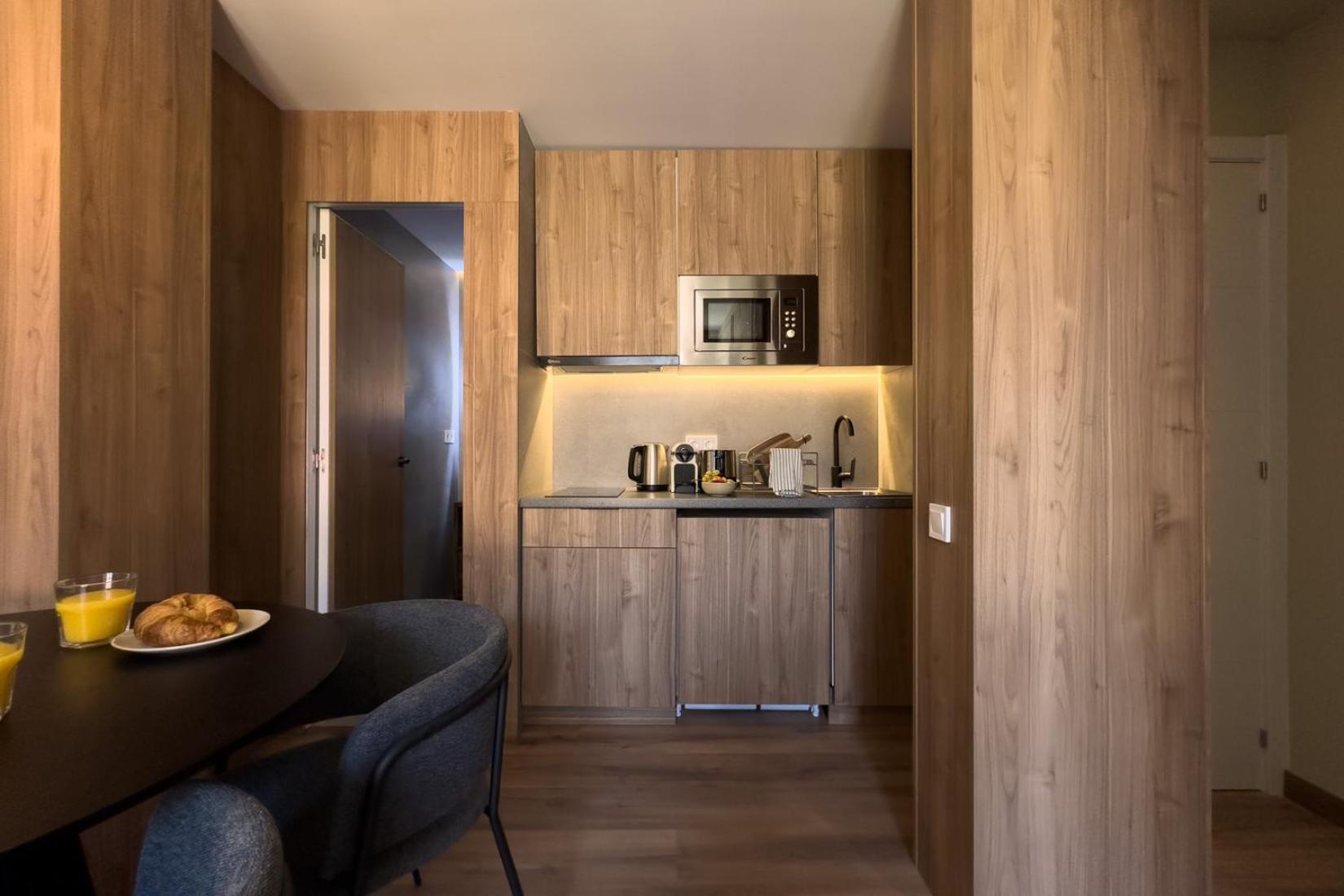 Beautiful & Comfy City Center Apartment Barcelona Exterior photo